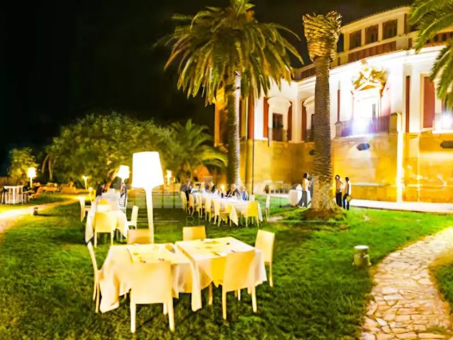 Immagine 15 di Villa in vendita  in via delle calcare a Caltanissetta