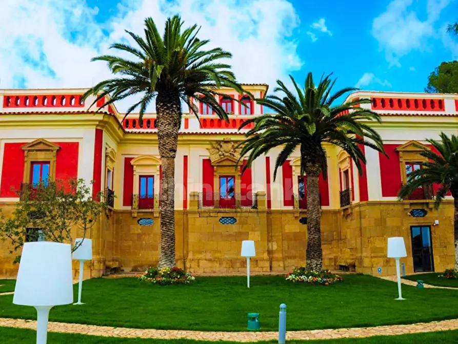 Immagine 3 di Villa in vendita  in via delle calcare a Caltanissetta