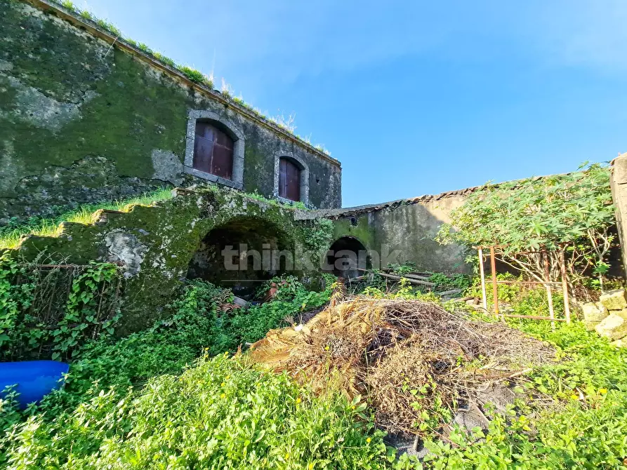 Immagine 2 di Rustico / casale in vendita  in Via Torrente Lavinaio a Viagrande