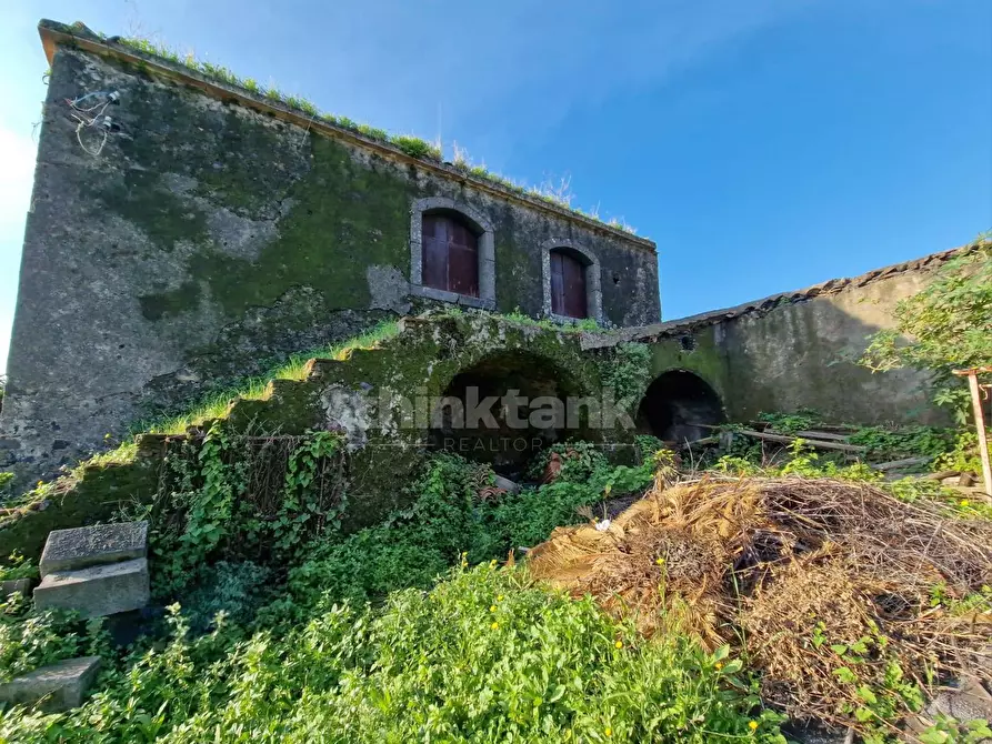 Immagine 7 di Rustico / casale in vendita  in Via Torrente Lavinaio a Viagrande