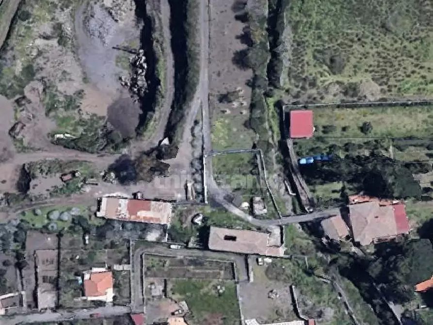 Immagine 29 di Rustico / casale in vendita  in Via Torrente Lavinaio a Viagrande