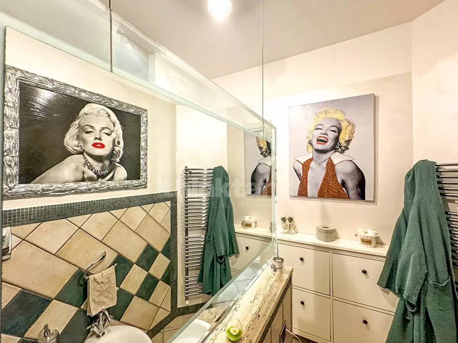 Immagine 19 di Attico in vendita  in via monsignore calogero lauricella a Siracusa