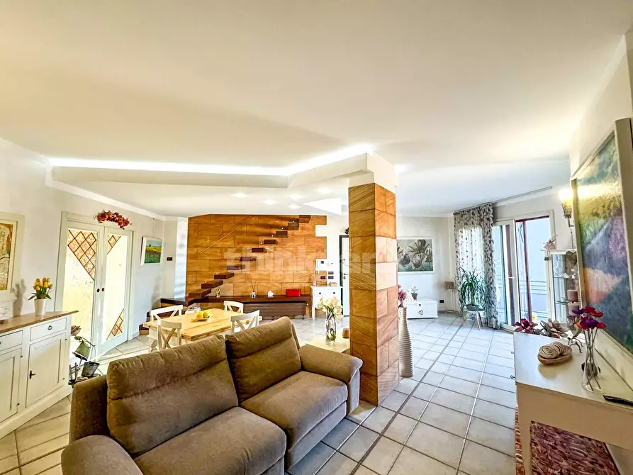 Immagine 8 di Attico in vendita  in via monsignore calogero lauricella a Siracusa