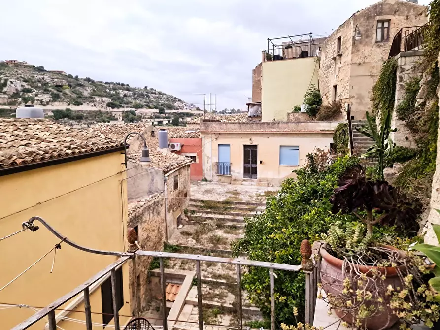 Immagine 24 di Villa in vendita  in Corso San Giorgio a Modica