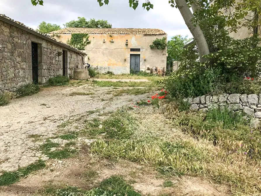 Immagine 2 di Rustico / casale in vendita  in Contrada Conservatore a Ragusa