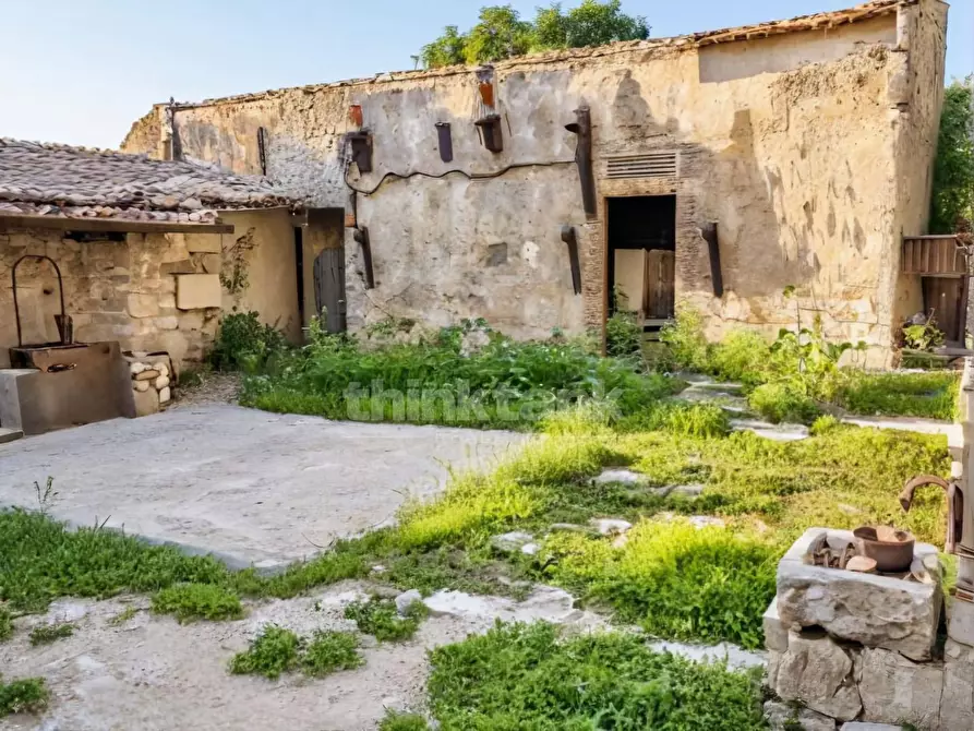 Immagine 5 di Rustico / casale in vendita  in Contrada Conservatore a Ragusa