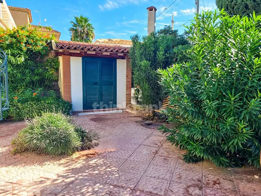 Immagine 28 di Villa in vendita  in via pico della mirandola a Avola