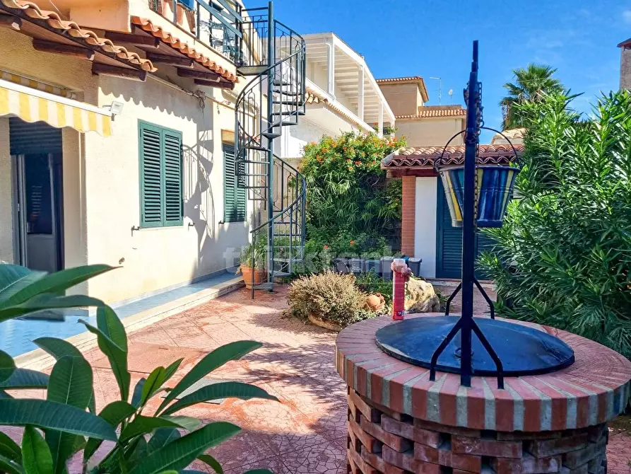 Immagine 29 di Villa in vendita  in via pico della mirandola a Avola