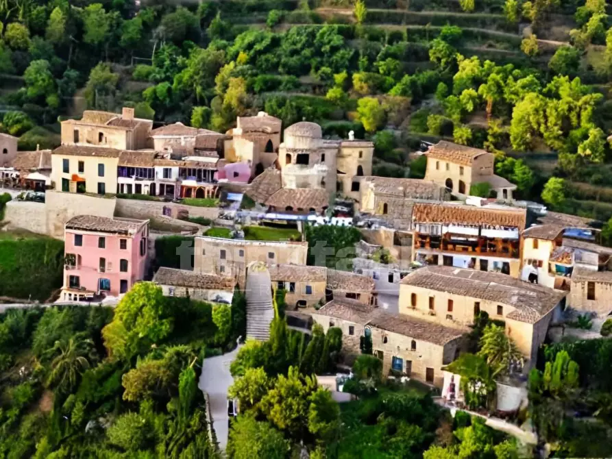 Immagine 1 di Villa in vendita  in Ragusa Ibla a Ragusa