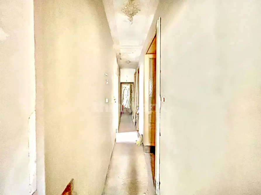 Immagine 11 di Attico in vendita  in Via Caronda a Catania