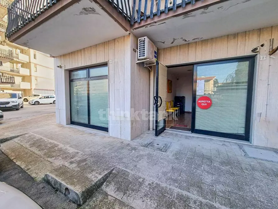 Immagine 2 di Locale commerciale in vendita  in via unione sovietica a Siracusa