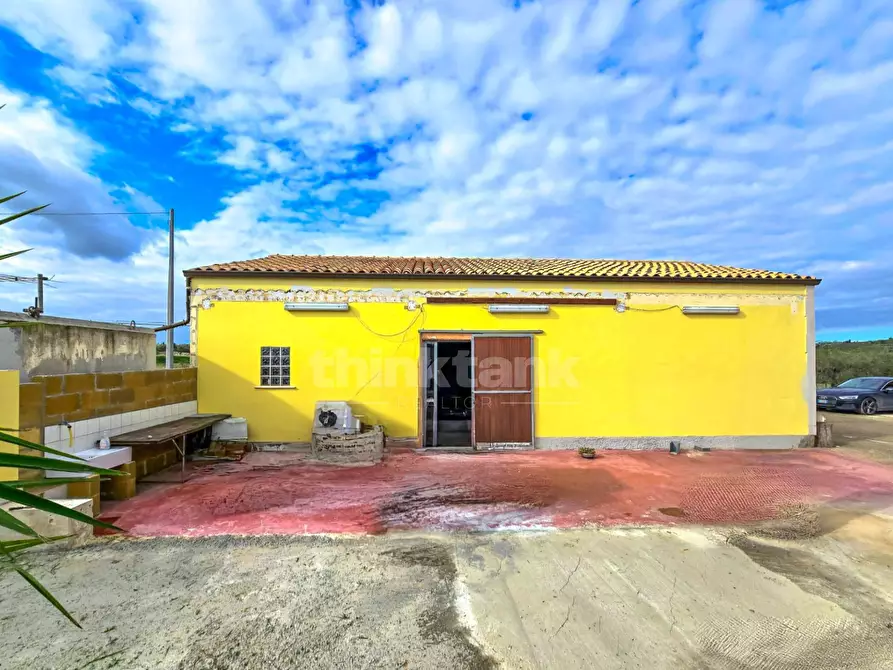 Immagine 10 di Villa in vendita  in via san Giacomo a Modica