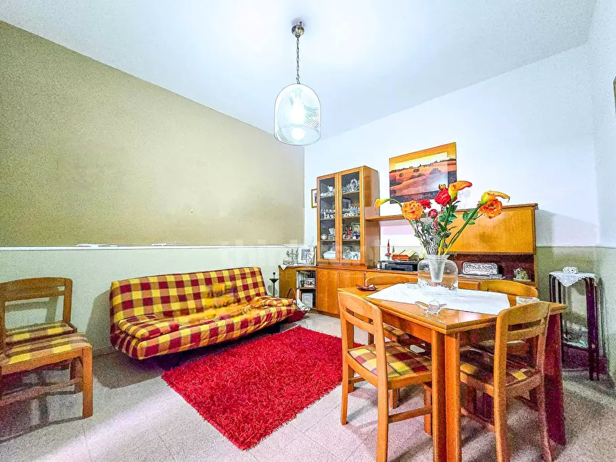 Immagine 4 di Appartamento in vendita  in via monginevro a Scicli