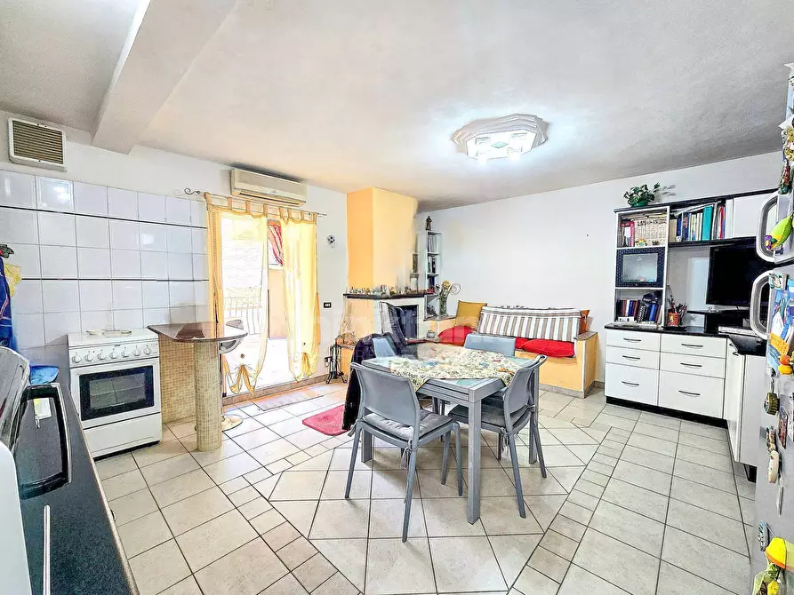 Immagine 21 di Appartamento in vendita  in via monginevro a Scicli