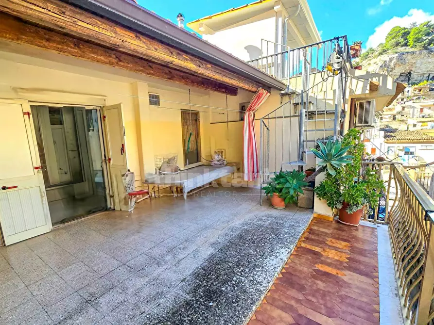 Immagine 26 di Appartamento in vendita  in via monginevro a Scicli