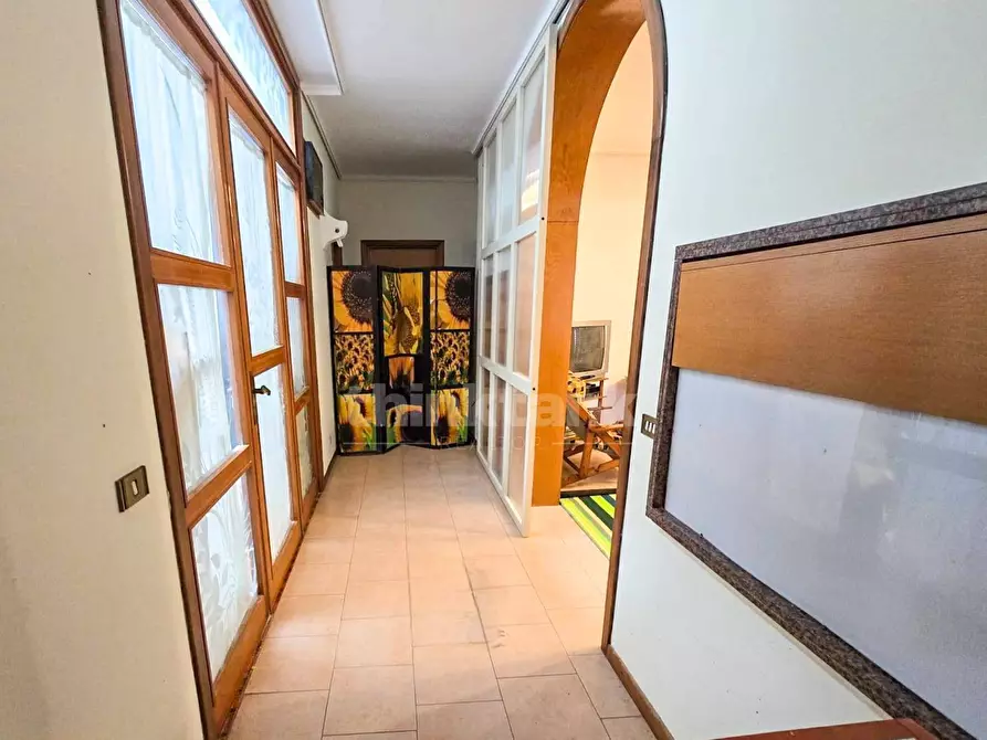 Immagine 15 di Villa in vendita  in via strada circonvallazione a Vittoria