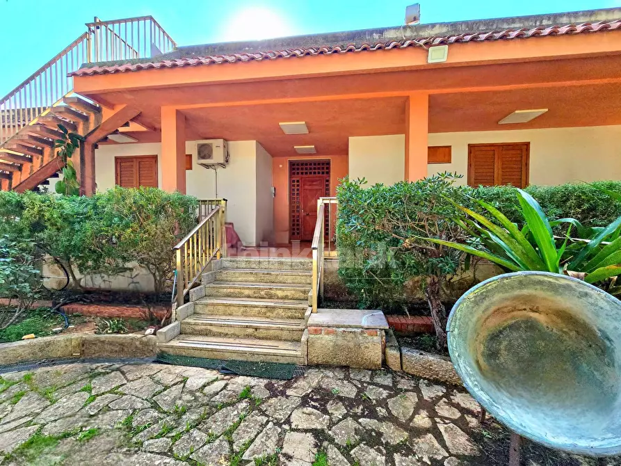 Immagine 2 di Villa in vendita  in via strada circonvallazione a Vittoria