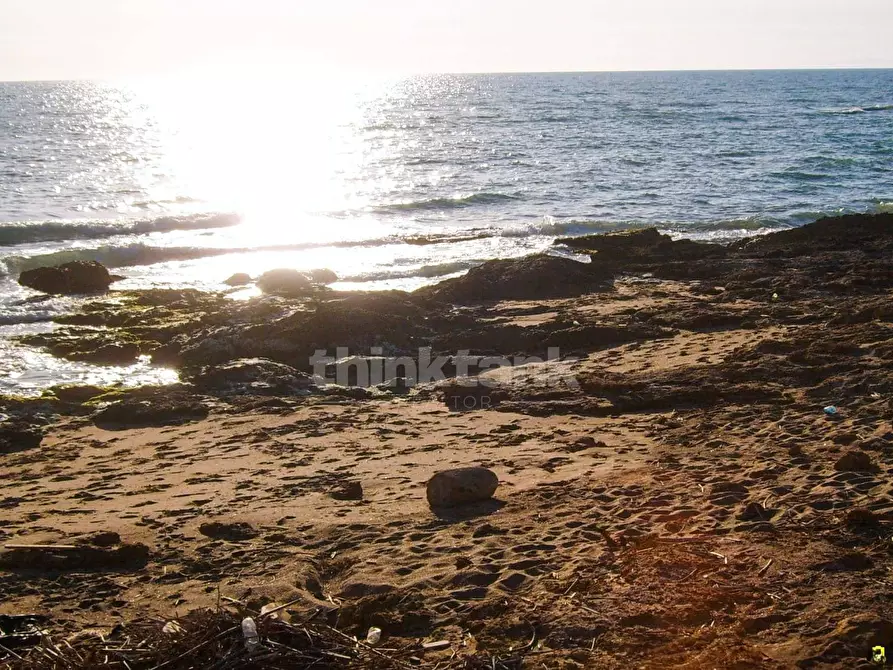 Immagine 6 di Terreno residenziale in vendita  in Via Riviera Lanterna a Vittoria