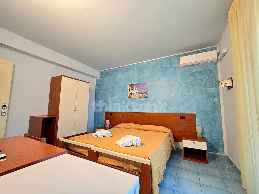 Immagine 27 di Palazzo in vendita  in Via Dell' Arno a Pozzallo