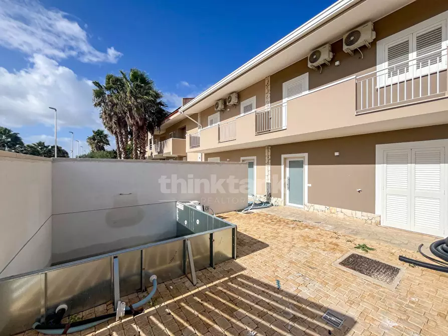 Immagine 28 di Villetta a schiera in vendita  in S.da Provinciale 84 a Pachino