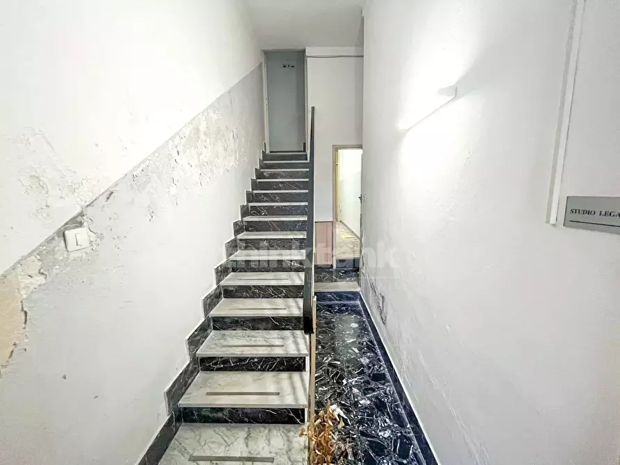 Immagine 14 di Villa in vendita  in via guglielmo marconi a Avola