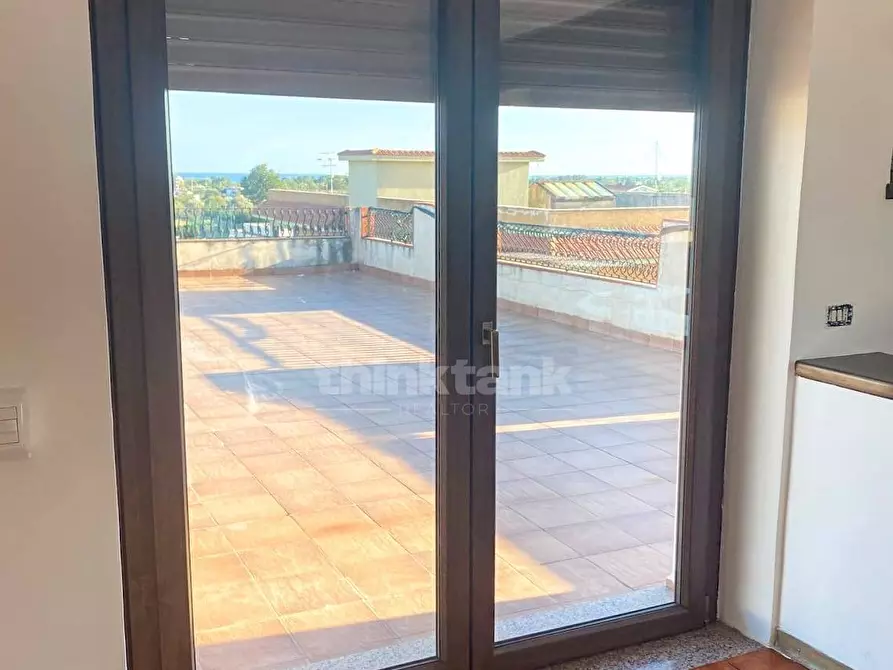 Immagine 27 di Attico in vendita  in Via Firenze a Giardini-Naxos