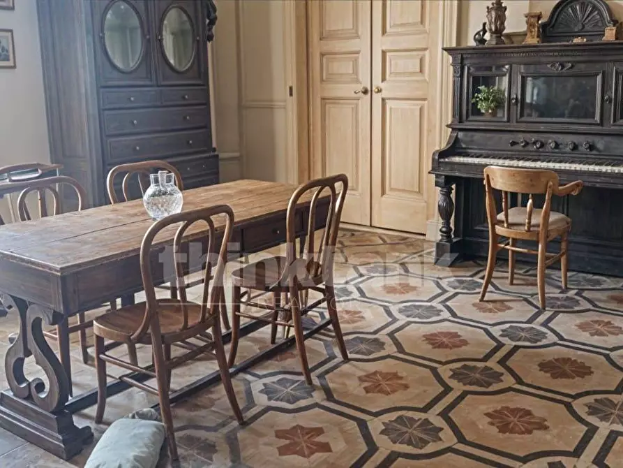 Immagine 11 di Villa in vendita  in Via Vittorio Emanuele a Aci Sant'antonio