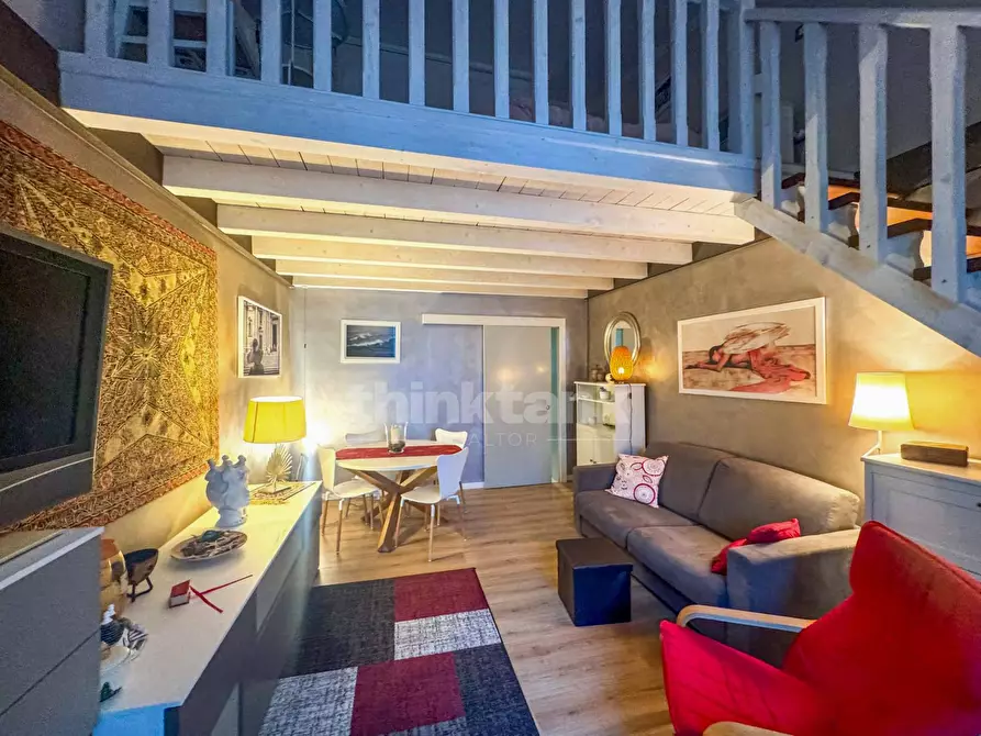 Immagine 2 di Casa indipendente in vendita  in via sergio sallicano a Noto