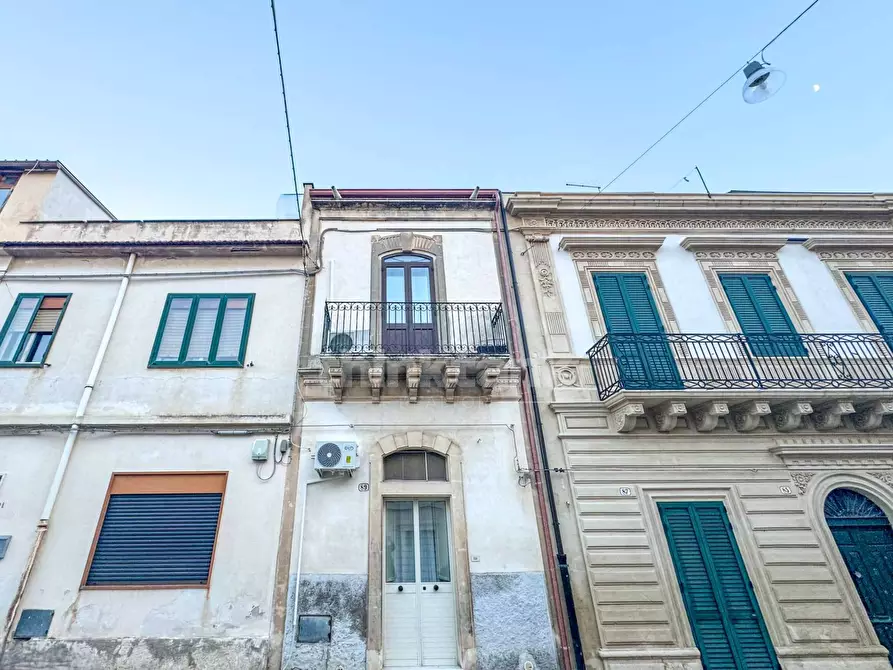 Immagine 24 di Casa indipendente in vendita  in via sergio sallicano a Noto