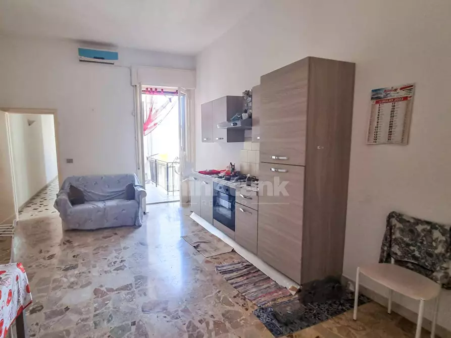 Immagine 7 di Appartamento in vendita  in via ugo foscolo a Avola