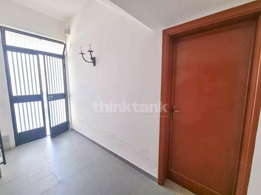 Immagine 5 di Appartamento in vendita  in via ugo foscolo a Avola