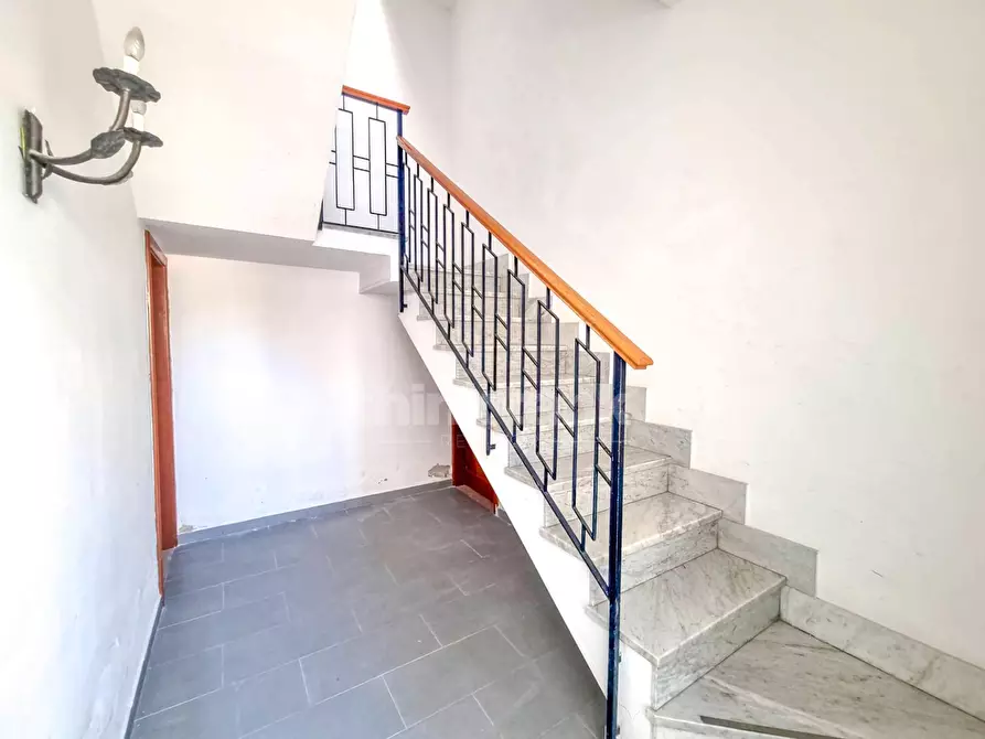 Immagine 2 di Appartamento in vendita  in via ugo foscolo a Avola