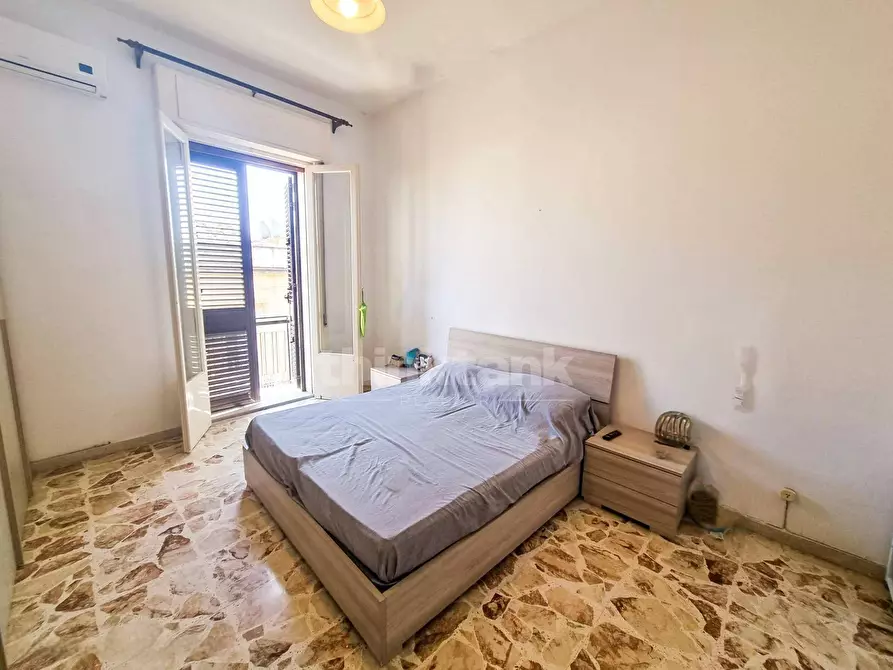 Immagine 13 di Appartamento in vendita  in via ugo foscolo a Avola