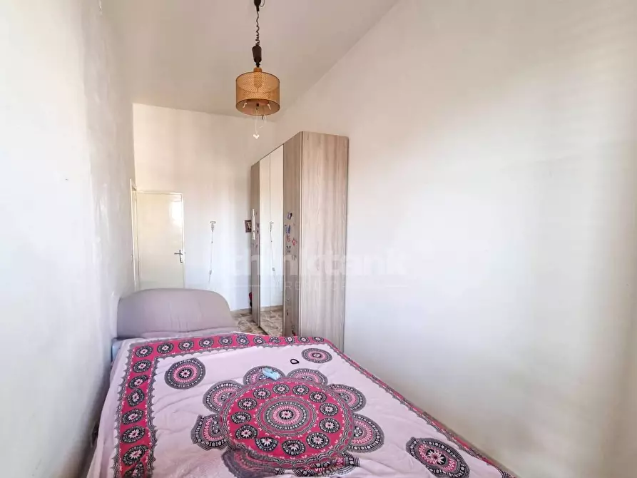 Immagine 15 di Appartamento in vendita  in via ugo foscolo a Avola