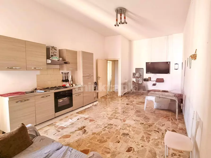 Immagine 6 di Appartamento in vendita  in via ugo foscolo a Avola