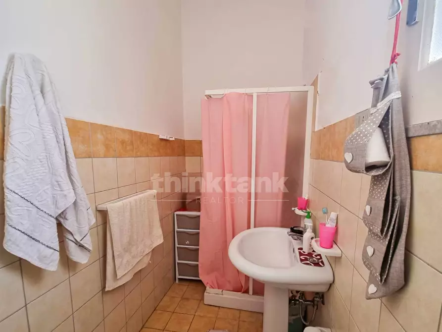 Immagine 19 di Appartamento in vendita  in via ugo foscolo a Avola