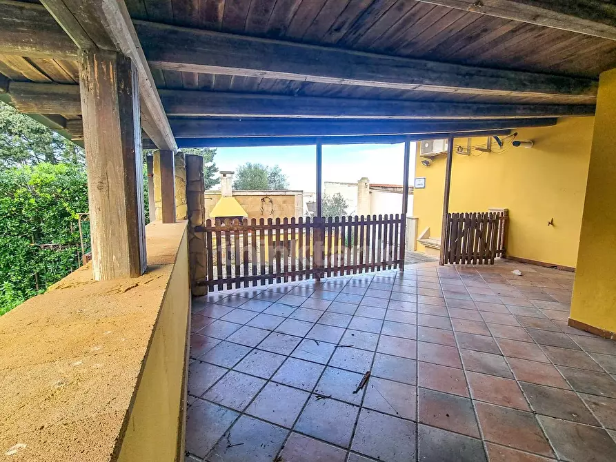 Immagine 9 di Villa in vendita  in via capostilo a Siracusa