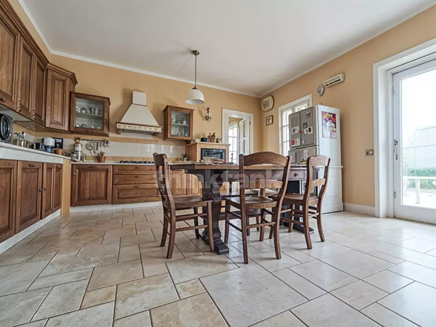 Immagine 11 di Villa in vendita  in contrada musebbi a Modica