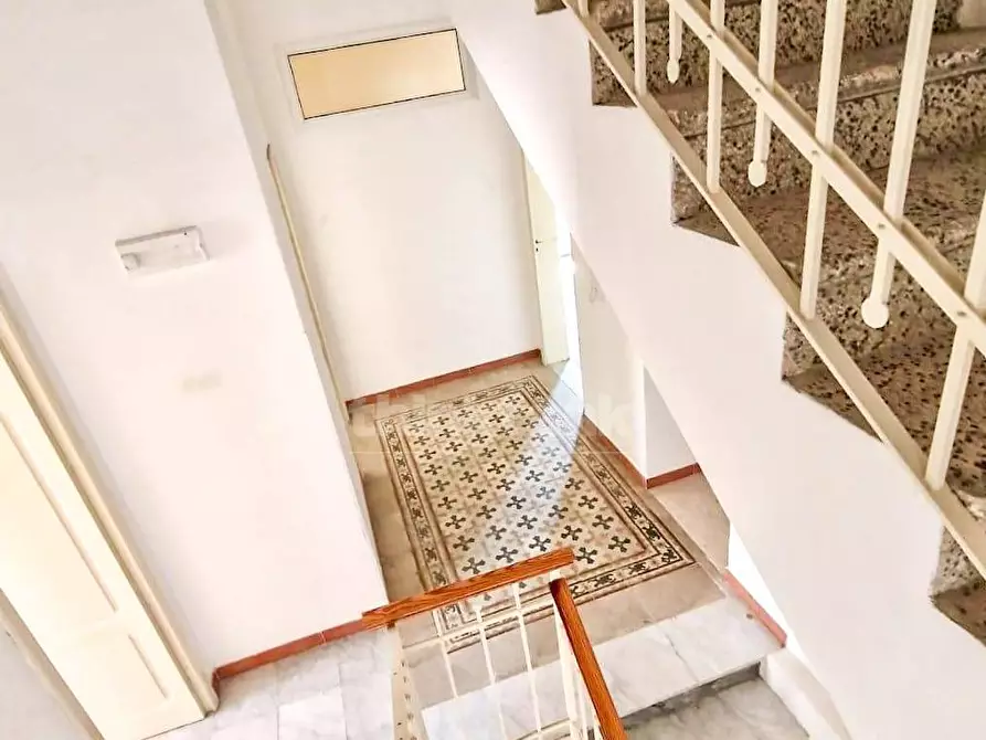 Immagine 10 di Palazzo in vendita  a Avola