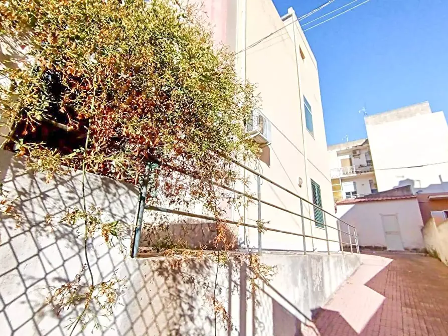 Immagine 5 di Palazzo in vendita  a Avola