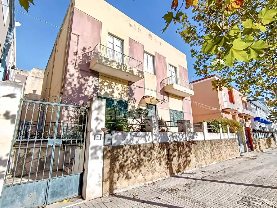 Immagine 3 di Palazzo in vendita  a Avola