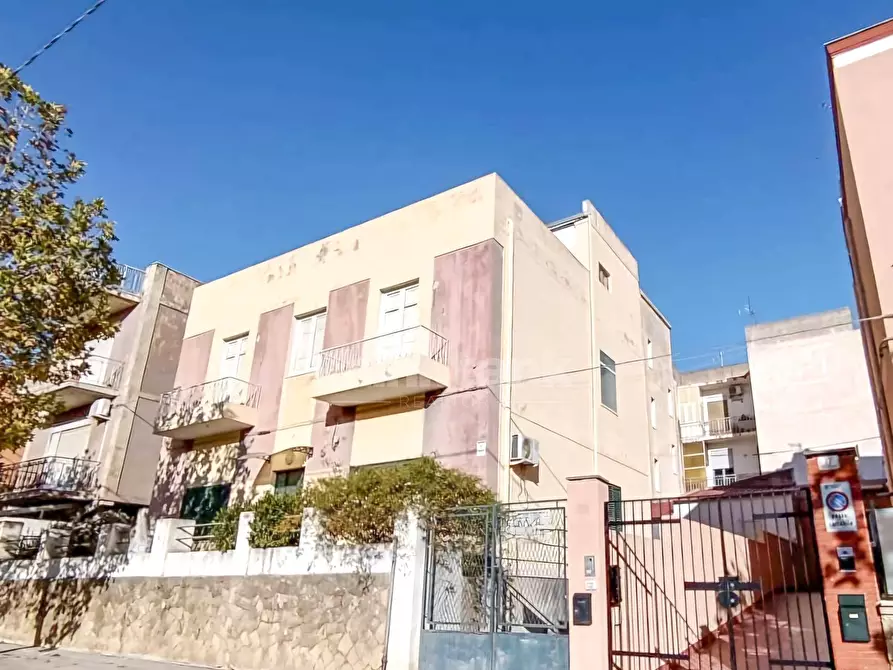 Immagine 4 di Palazzo in vendita  a Avola