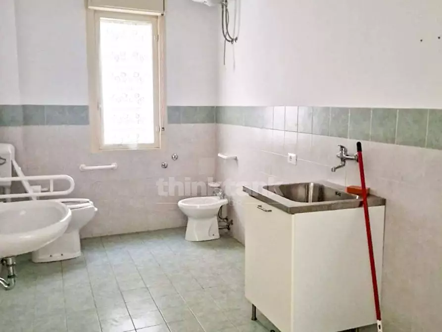 Immagine 20 di Palazzo in vendita  a Avola