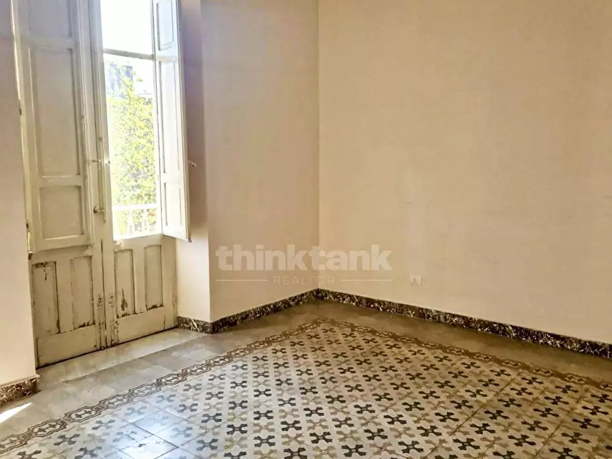Immagine 19 di Palazzo in vendita  a Avola