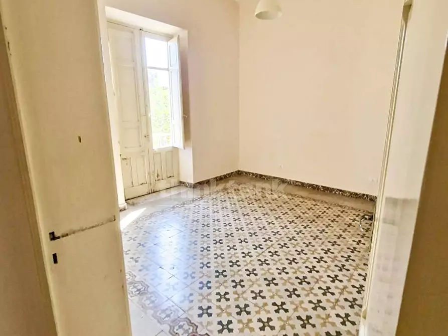 Immagine 21 di Palazzo in vendita  a Avola