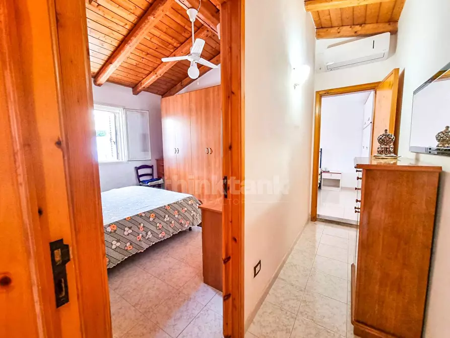 Immagine 15 di Villa in vendita  in viale dei lidi a Siracusa