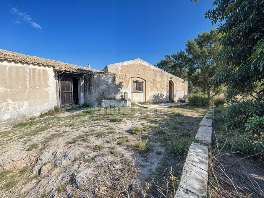 Immagine 1 di Rustico / casale in vendita  in sp 287 a Noto