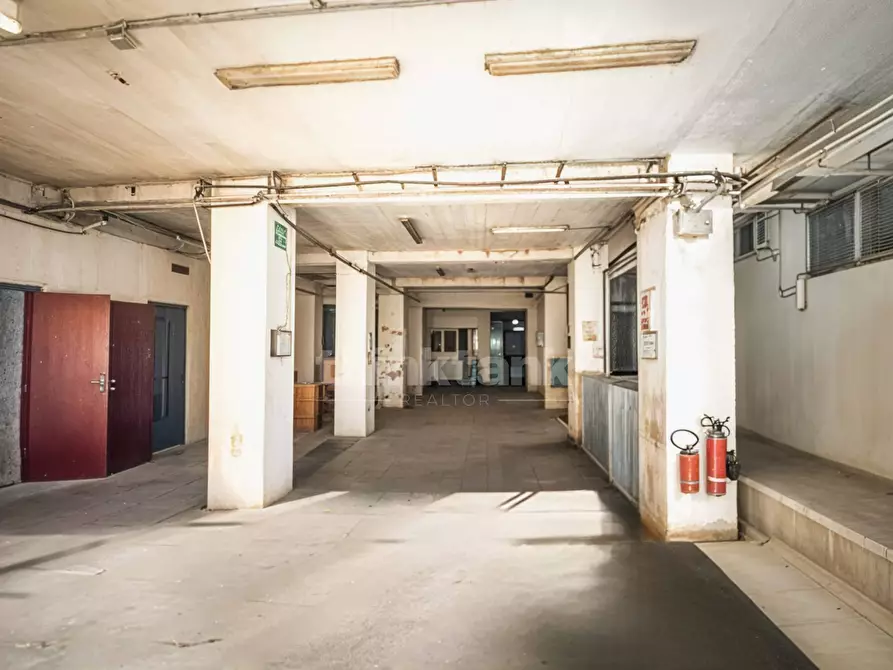 Immagine 3 di Locale commerciale in vendita  in corso Vittorio emanuele a Avola