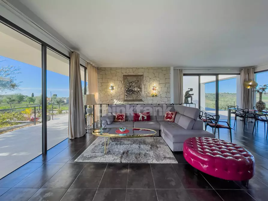 Immagine 30 di Villa in vendita  in sp11 a Noto