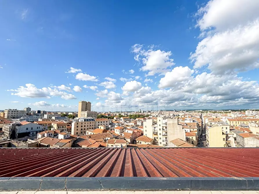 Immagine 13 di Attico in vendita  in via teocrito a Catania